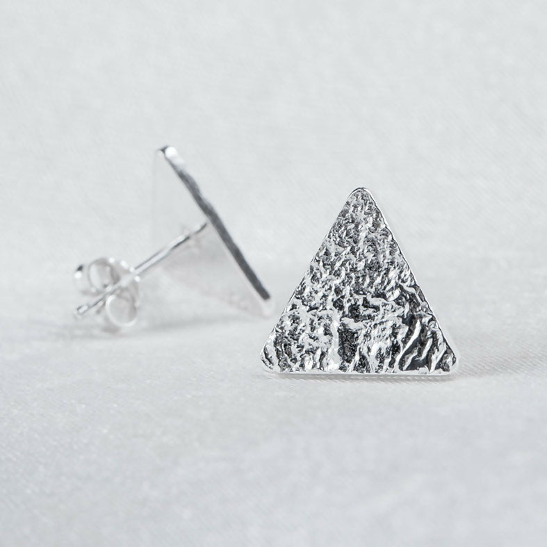 Atacama stud earrings - triangle