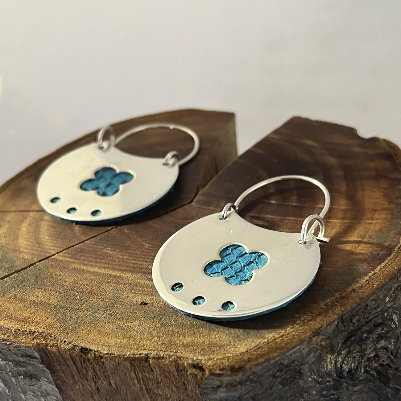 FOUR LEAF EARRINGS