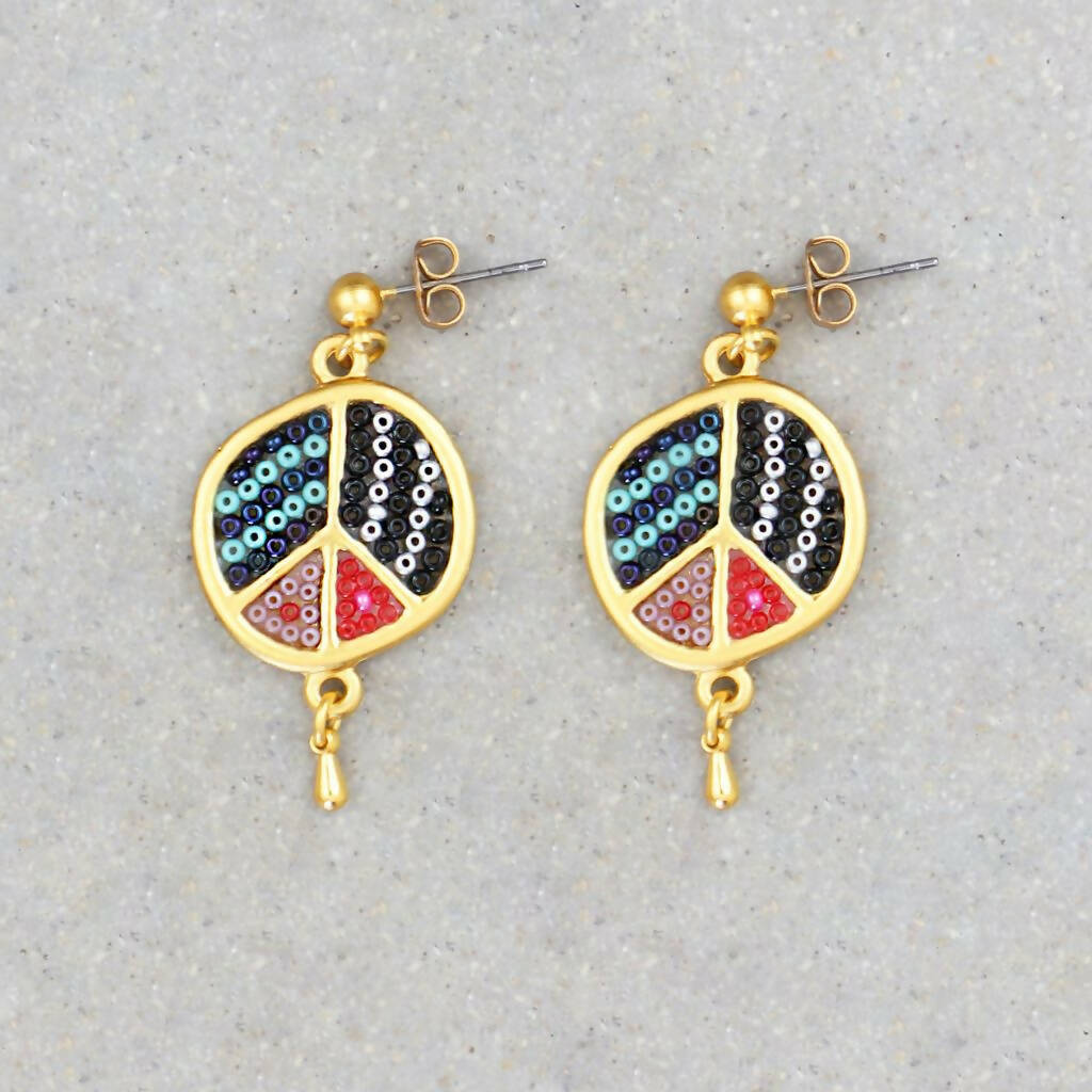 LOVE & PEACE EARRINGS, PLATED IN 24K GOLD