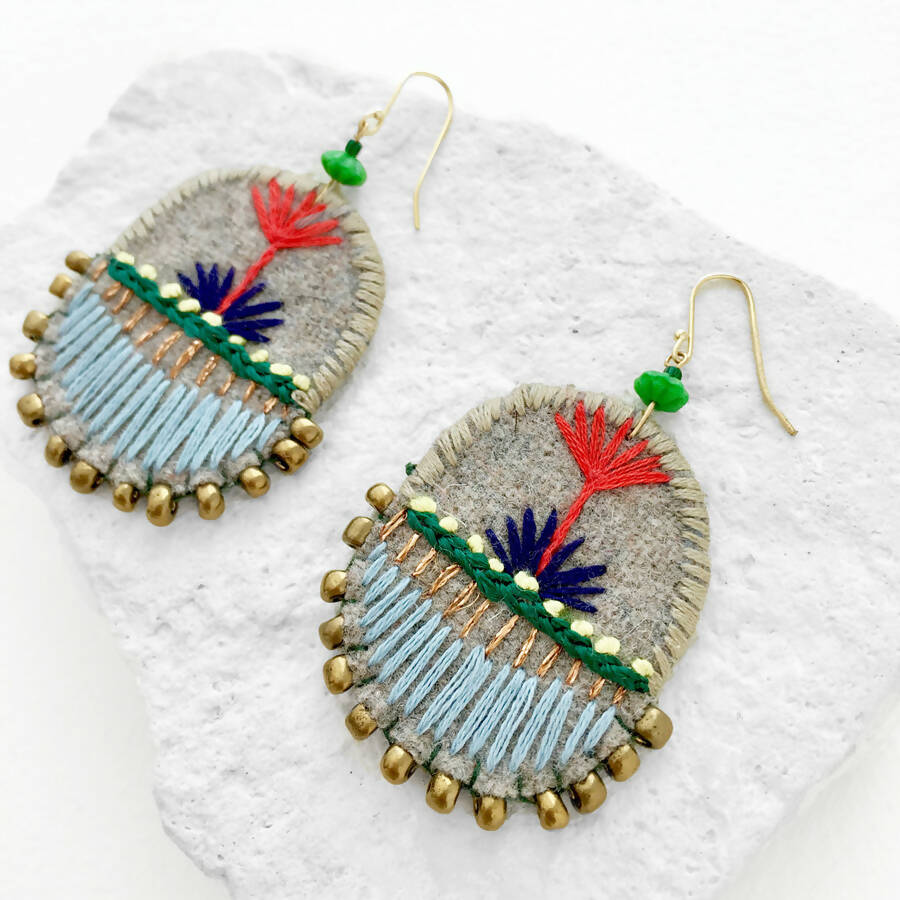 África Earrings